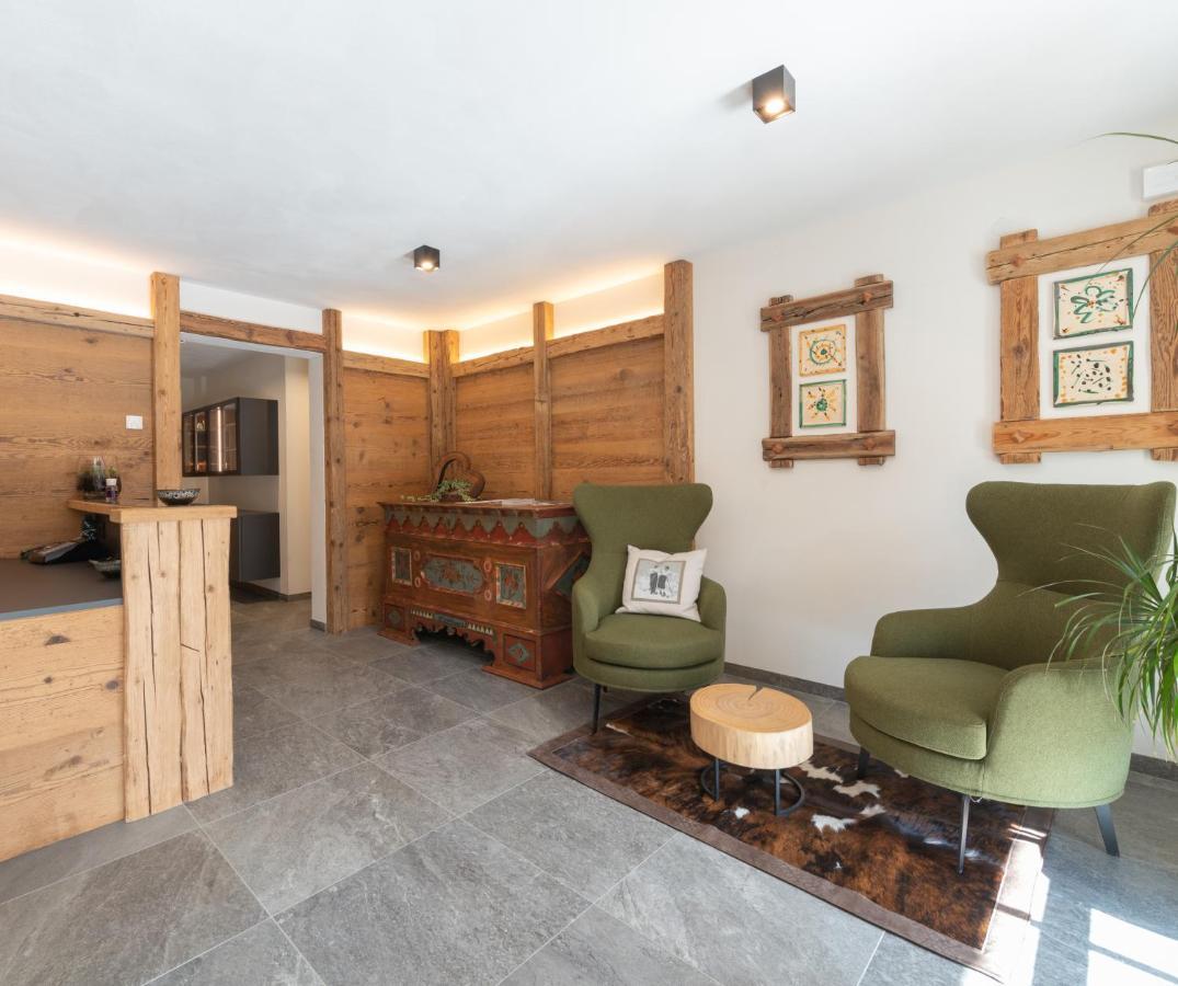 Aparthotel Ciasa Nene Franzl à Badia  Extérieur photo